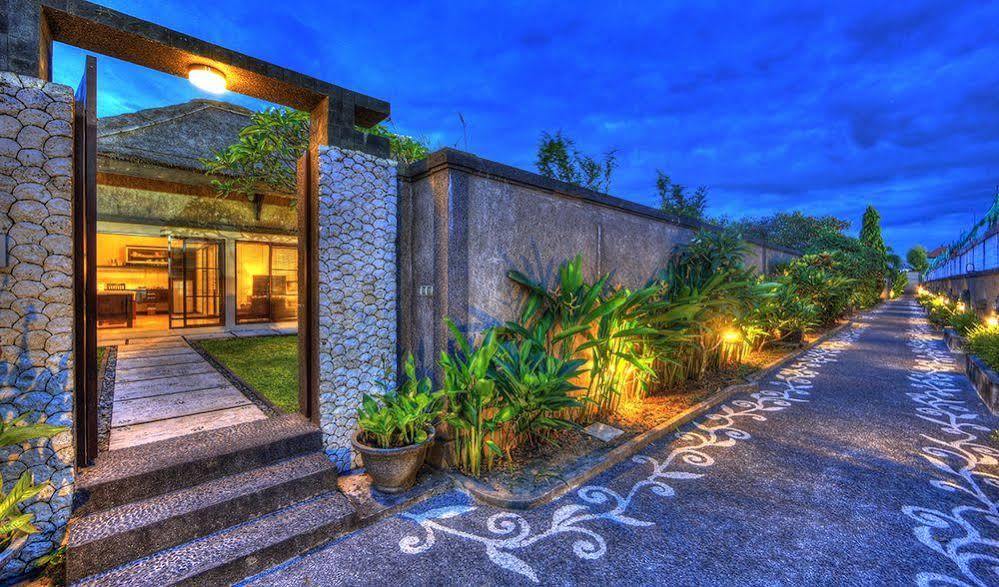 Bali Rich Villas Seminyak  Exterior photo