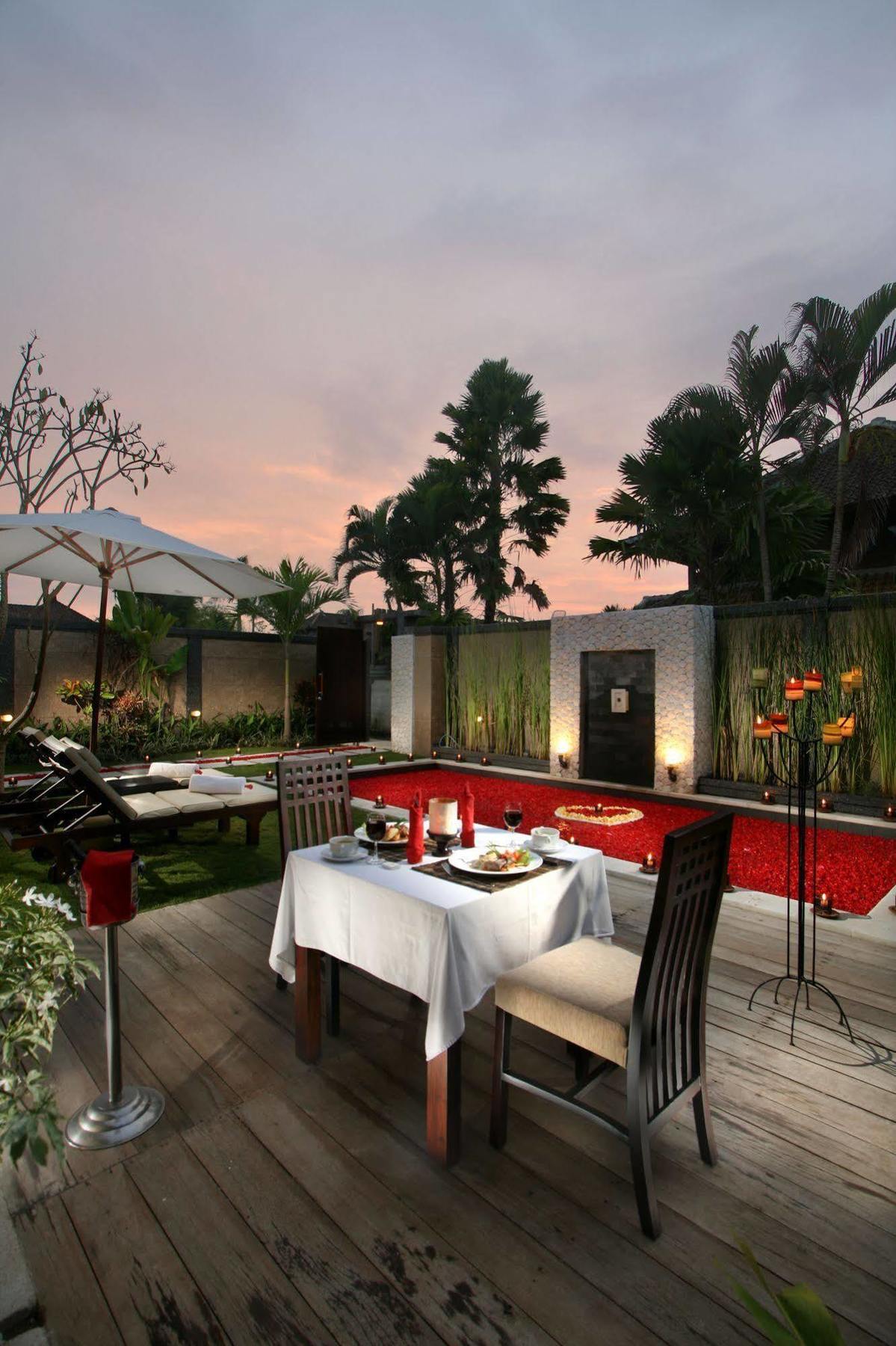 Bali Rich Villas Seminyak  Exterior photo